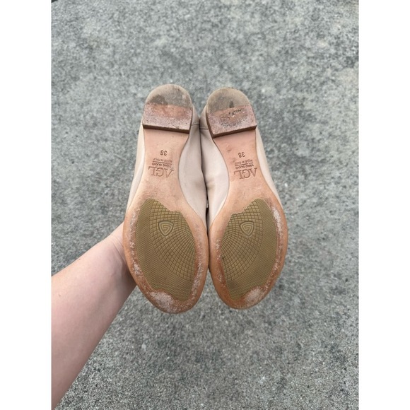 AGL leather cap toe chain detail ballet flats - Picture 7 of 9